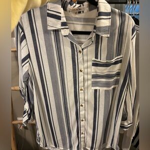 Medium clothes lot (Bulk) - 3 Shirts